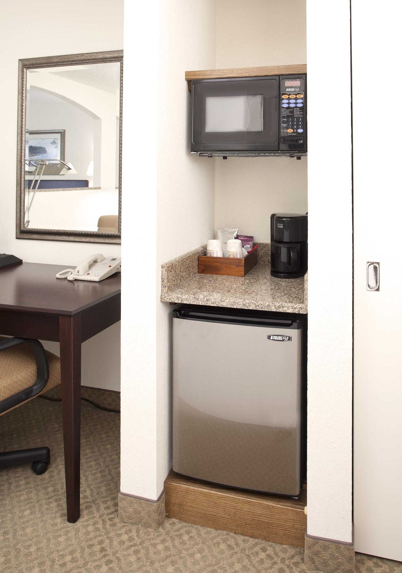 Ann Arbor Regent Hotel And Suites Extérieur photo
